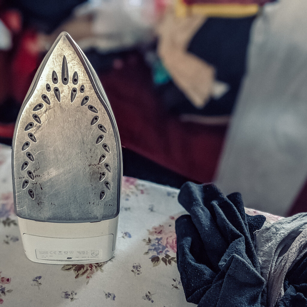 Photo of a clothes iron